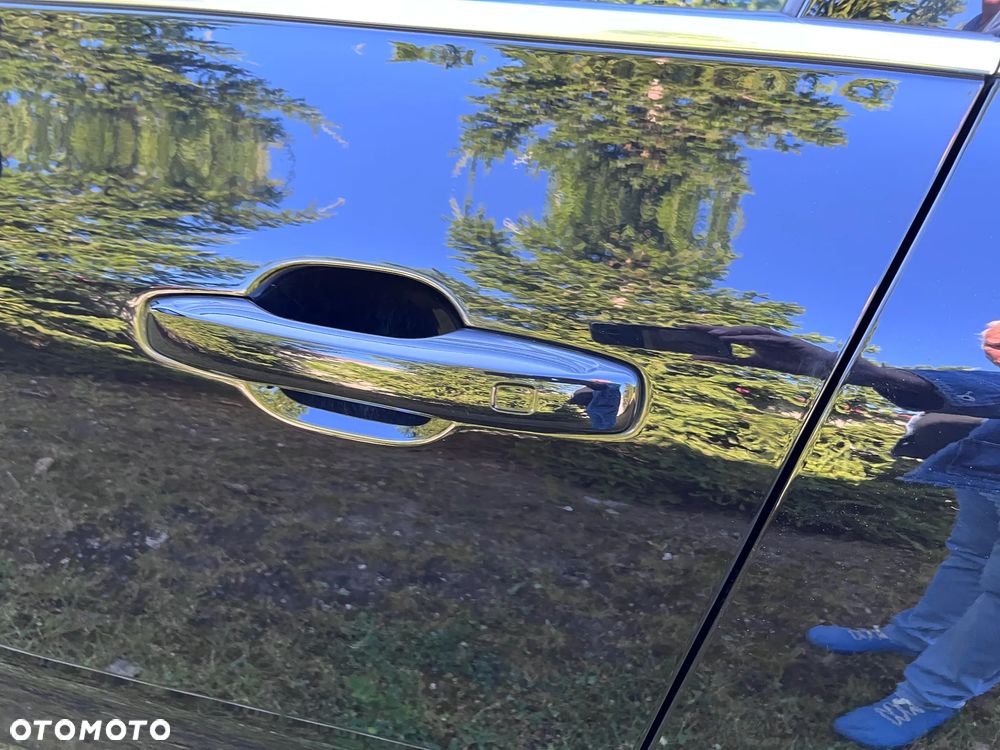 Volvo XC 60 T6 AWD Recharge Geartronic Inscription Expression - 11