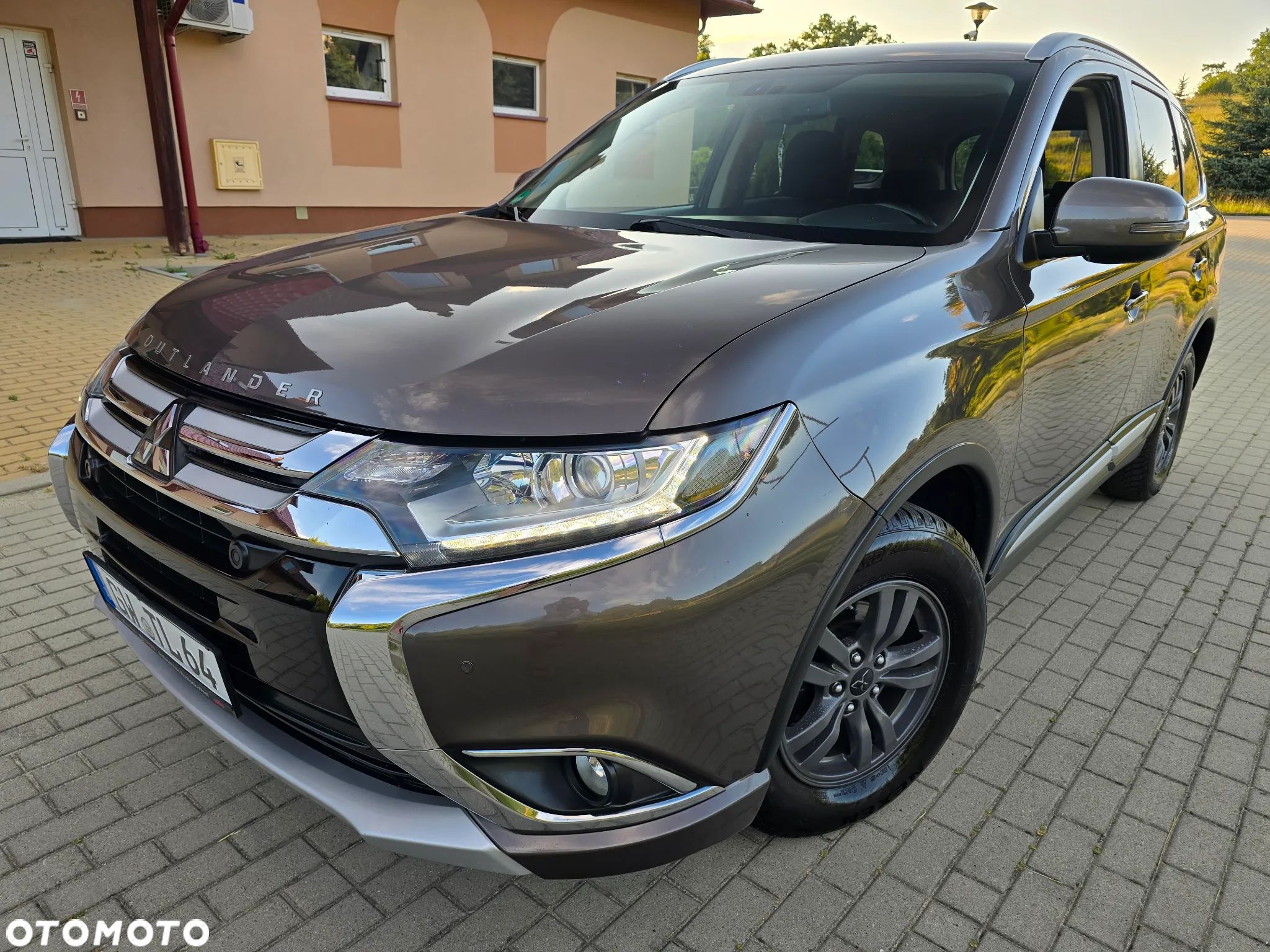 Mitsubishi Outlander 2.0 2WD Edition - 1