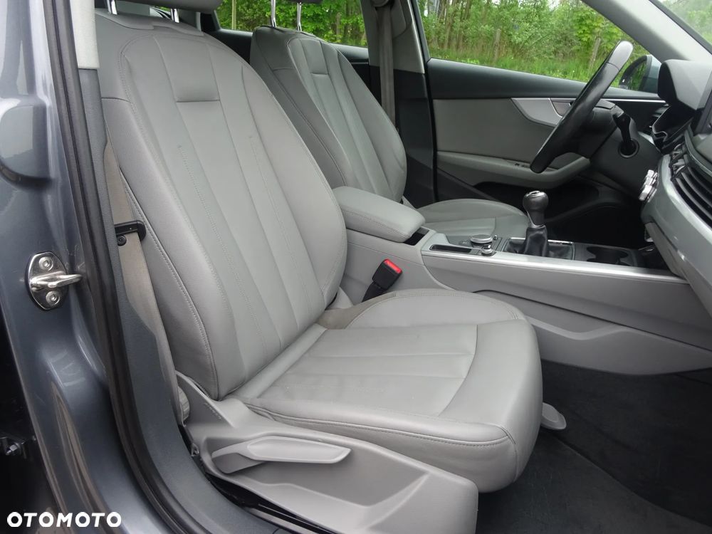 Audi A4 Avant 2.0 TDI - 16