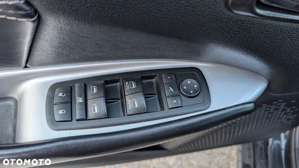 Fiat Freemont 2.0 Multijet 16V DPF Automatik Allrad Lounge - 12