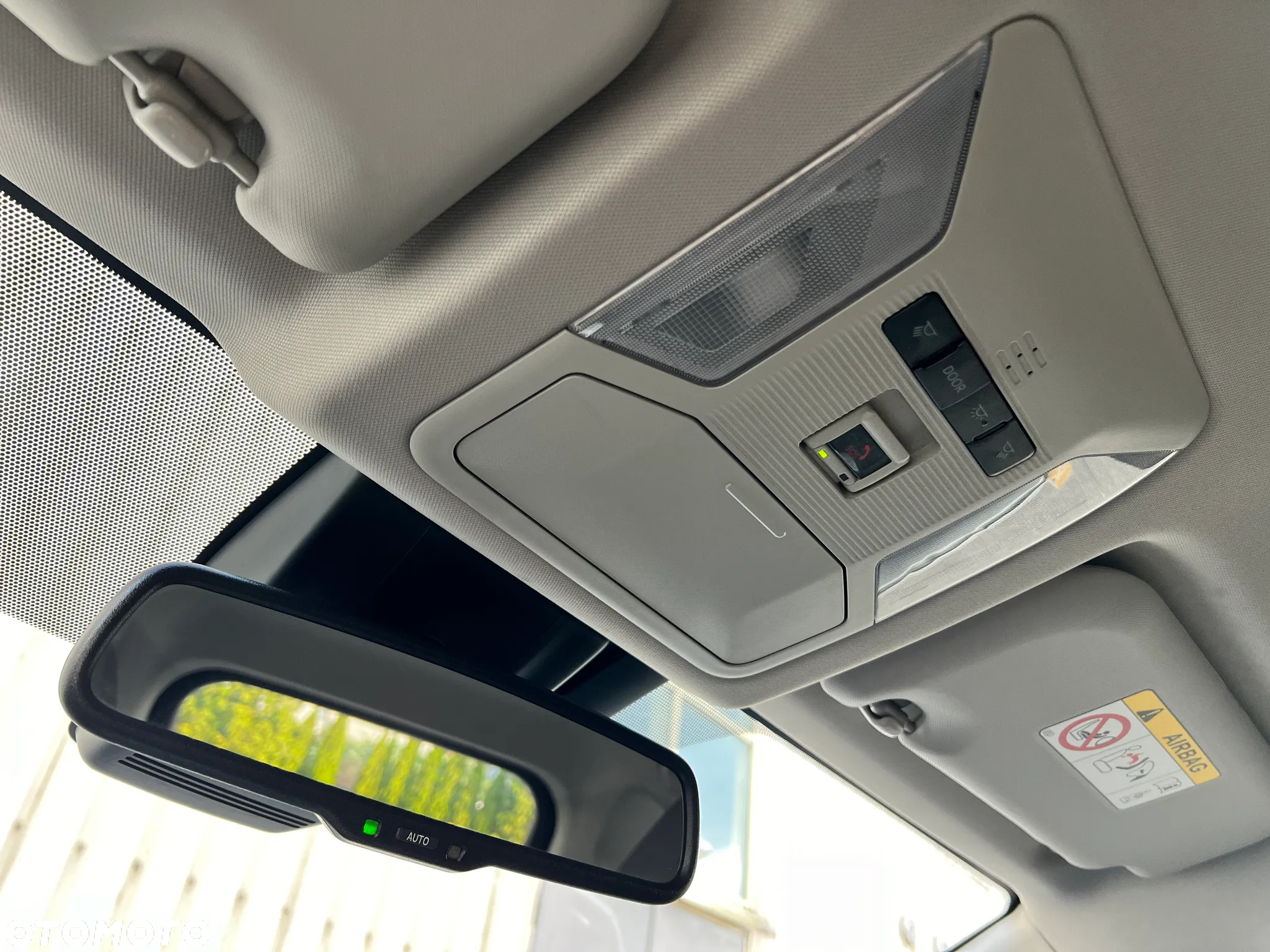 Toyota RAV4 2.5 Hybrid Comfort 4x2 - 36