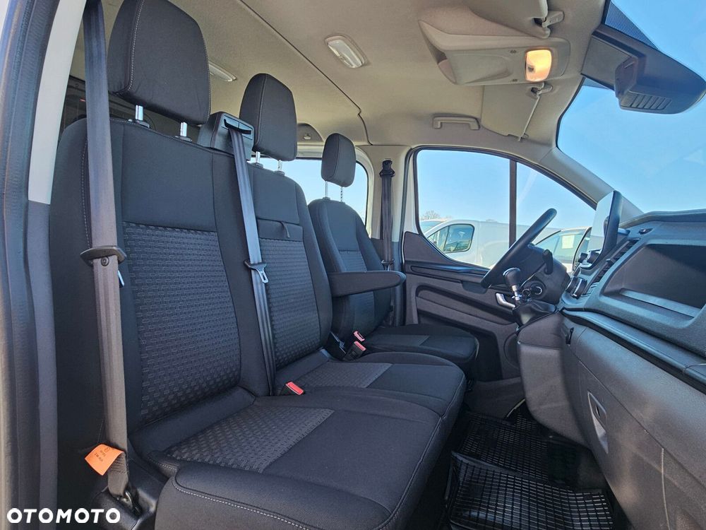 Ford transit-custom L2H1 *99999zł NETTO* Brygadówka 6 osób 2.0TdCi/131KM - 26
