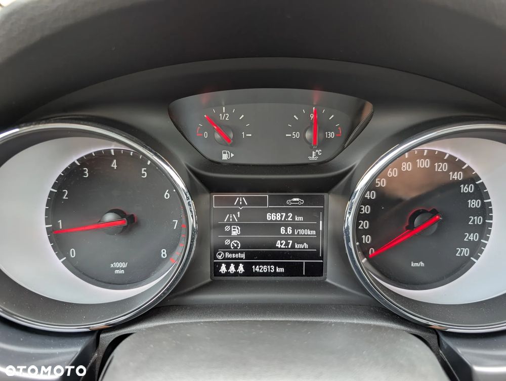 Opel Astra 1.4 T Dynamic - 33