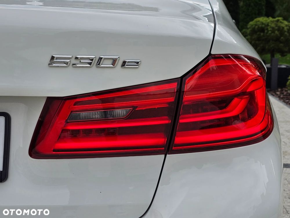 BMW Seria 5 530e iPerformance M Sport sport - 15