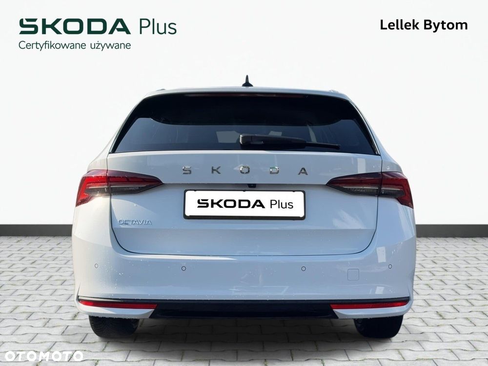 Skoda Octavia 2.0 TDI Selection DSG - 8