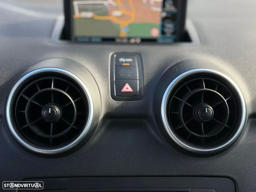 Audi A1 Sportback 1.2 TFSI Attraction - 22