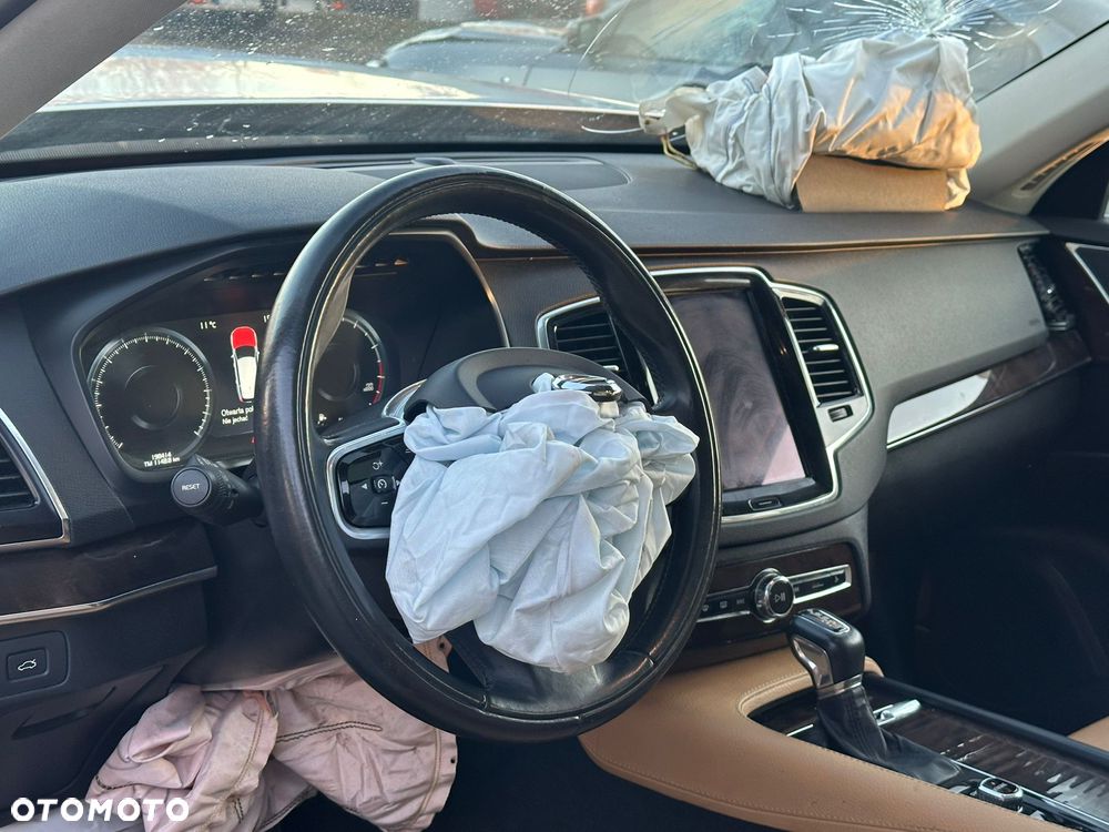 Volvo XC 90 T6 AWD Momentum 7os - 15