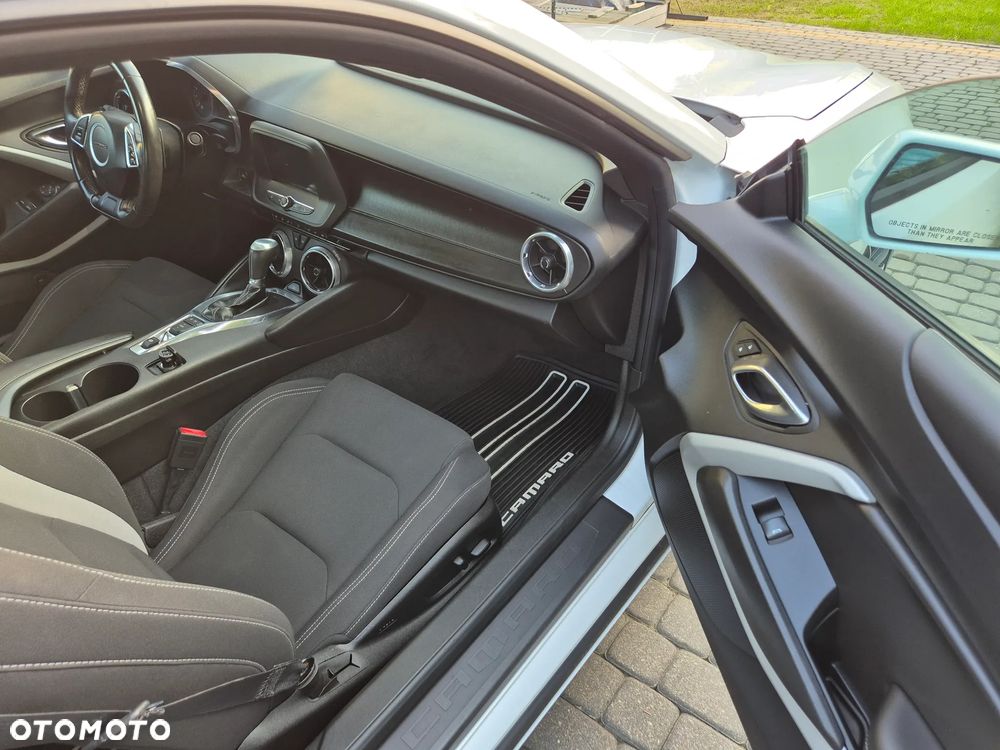 Chevrolet Camaro - 2