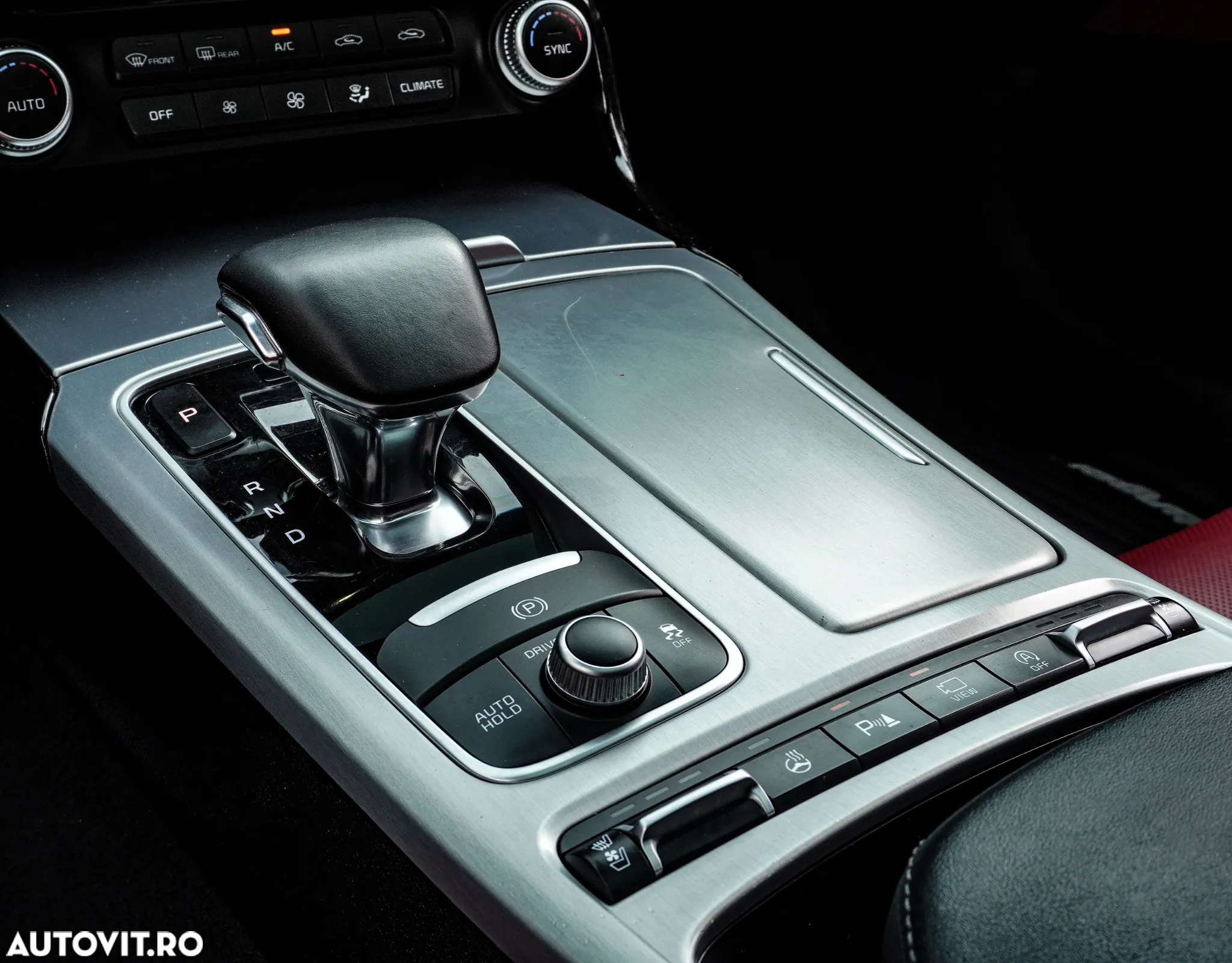 Kia Stinger 3.3 T-GDI AWD GT - 23