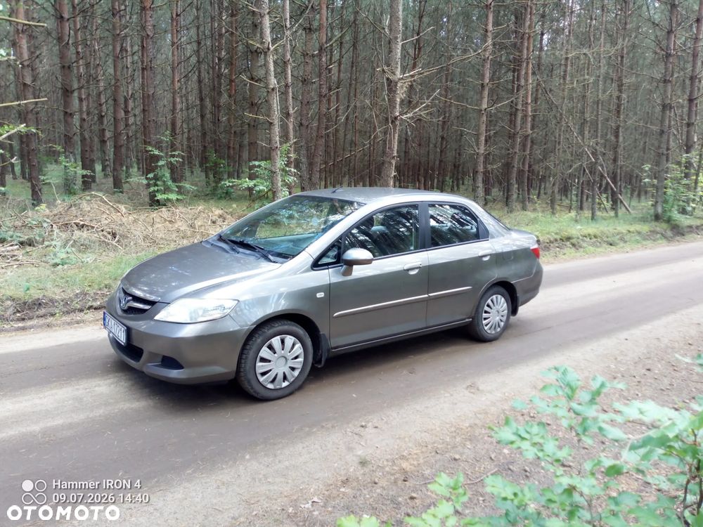 Honda City 1.4 Comfort - 13