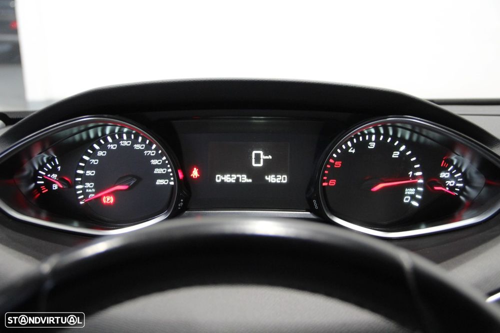 Peugeot 308 1.6 BlueHDi Style - 16