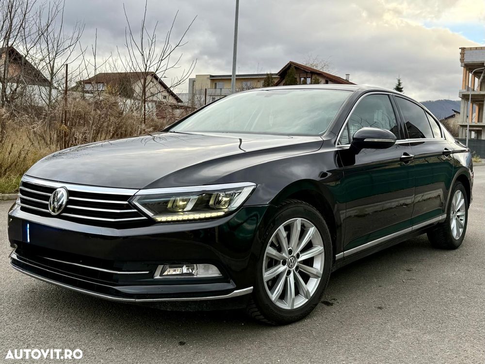 Volkswagen Passat 2.0 TDI DSG Highline - 16