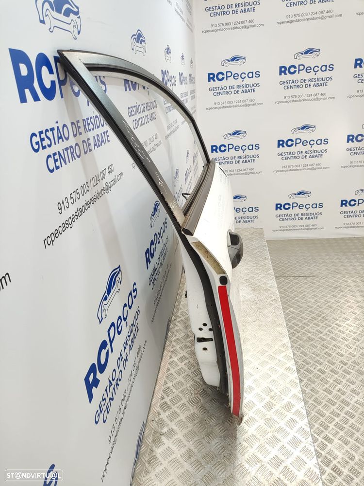 Porta Frente Direita Ford Fiesta MK6 3 Portas - 5