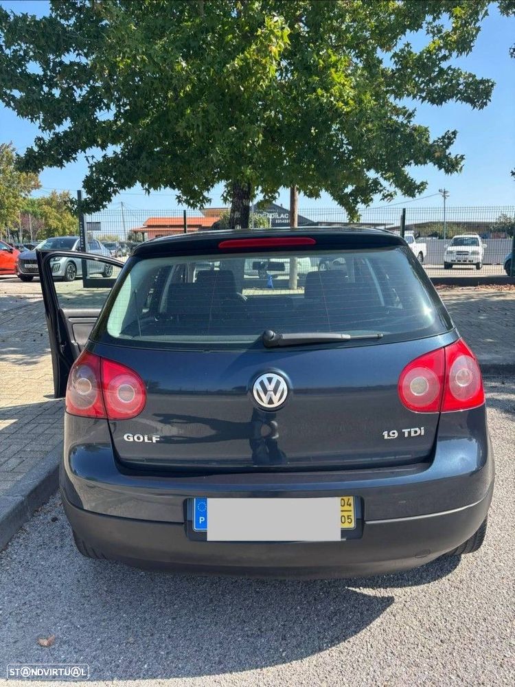 VW Golf 1.9 TDi 6V 4M Confortline - 9