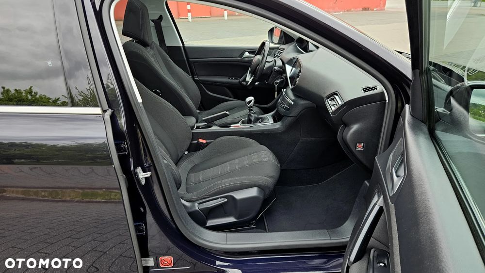Peugeot 308 - 37