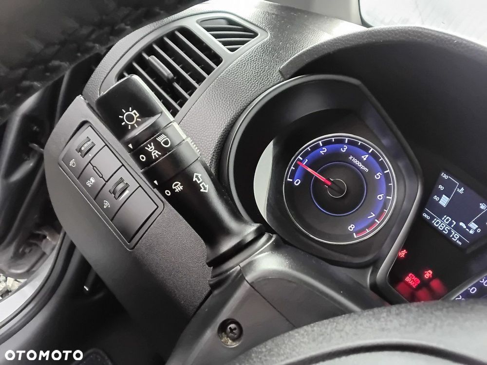 Hyundai ix20 - 28