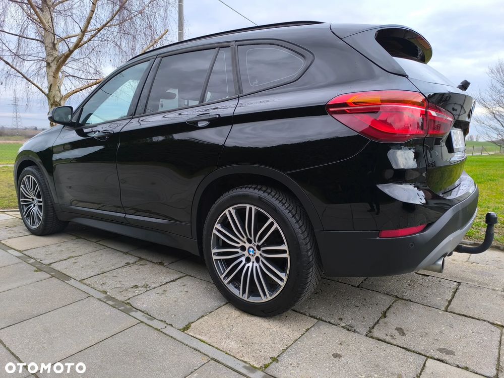 BMW X1 xDrive20d Advantage - 12
