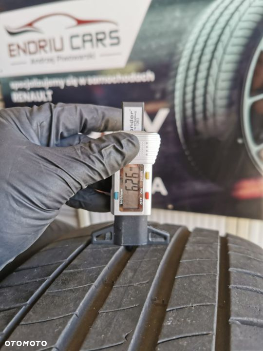 215/55 R 18 Michelin - 4