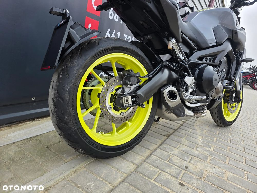 Yamaha MT - 7