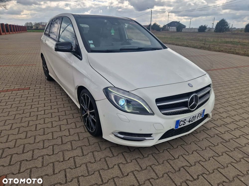 Mercedes-Benz Klasa B 200 CDI (BlueEFFICIENCY) - 2