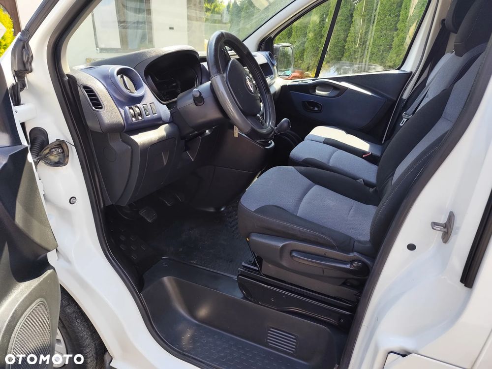 Opel Vivaro L2H1 2,9t Elegance - 12