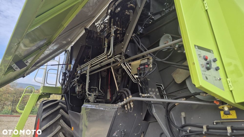 Claas Lexion 540 z hederem - 18