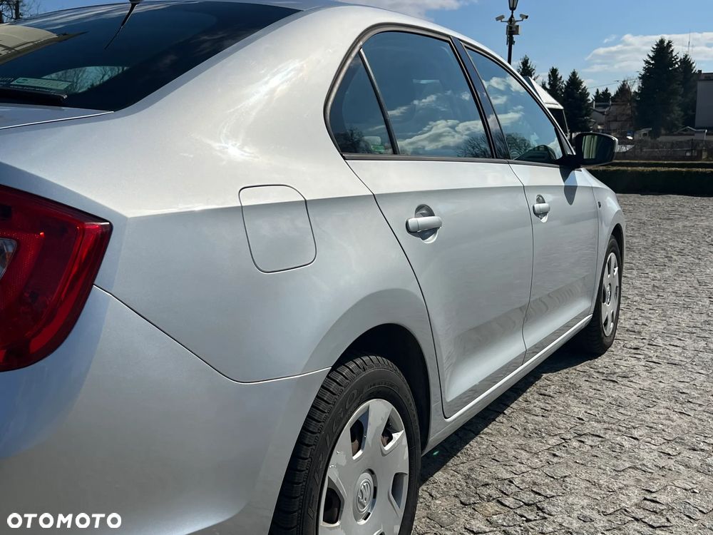 Skoda RAPID 1.6 TDI DPF Ambition - 13