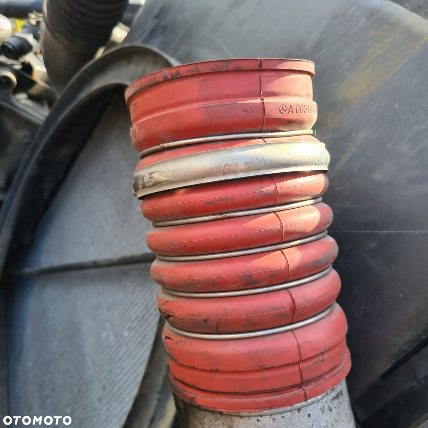 ACTROS MP 3 AXOR PRZEWÓD WĄŻ ŁĄCZNIK POWIETRZA INTERCOOLER A0020945582 - 3