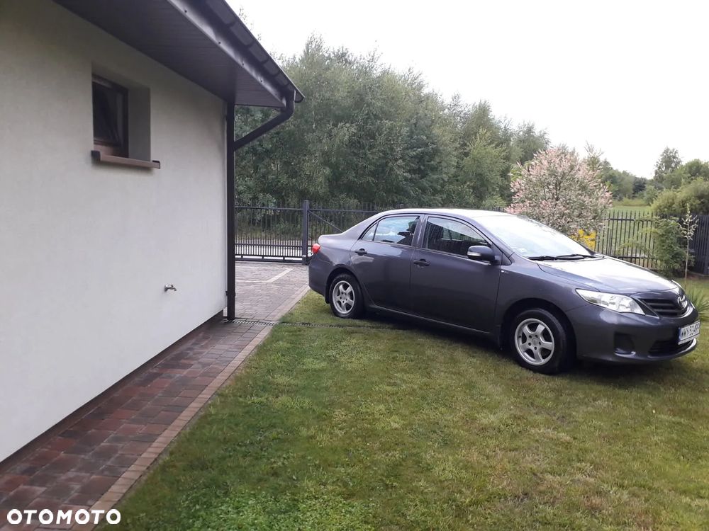 Toyota Corolla - 3