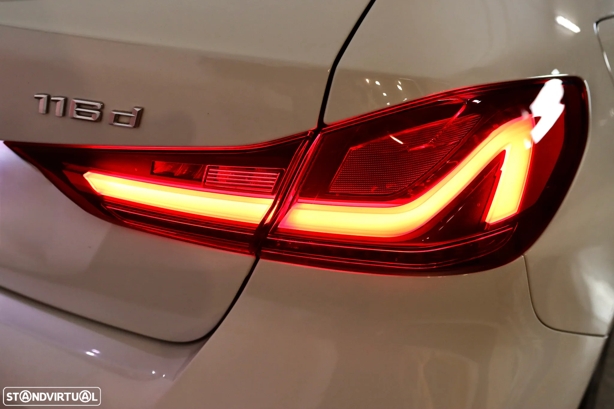 BMW 116 d Pack M Shadow Auto - 23