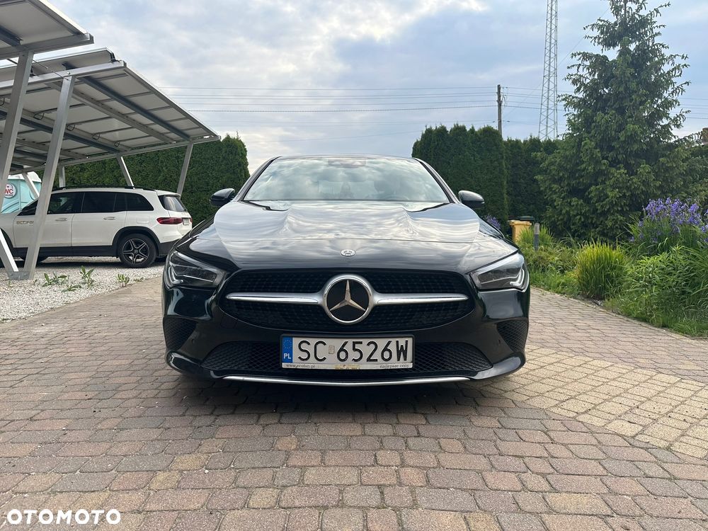 Mercedes-Benz CLA 200 7G-DCT - 2