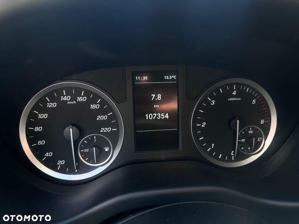 Mercedes-Benz Vito - 13