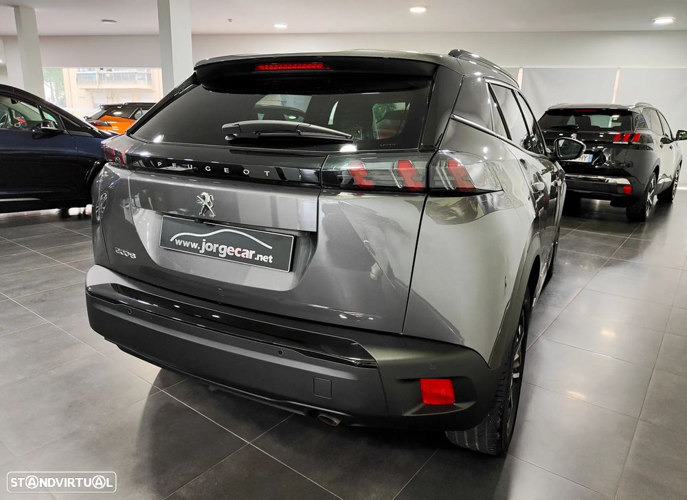 Peugeot 2008 1.2 PureTech Allure - 20