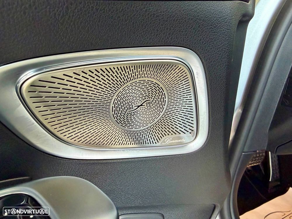 Mercedes-Benz C 63 AMG S E Performance 4Matic - 33