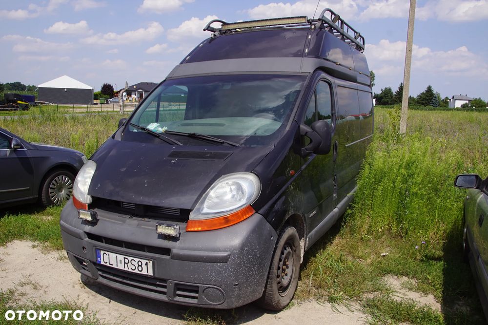Auto na części - Renault Trafic II 2.5 DCI 135 KM G9U730 PK6377 TED68 2006R Silnik Skrzynia Drzwi Maska Błotnik Zderzak Lampa Lusterko Klamka Szyba Deska Kokpit Sterownik Moduł Czujnik Licznik Panel Kierownica - 1