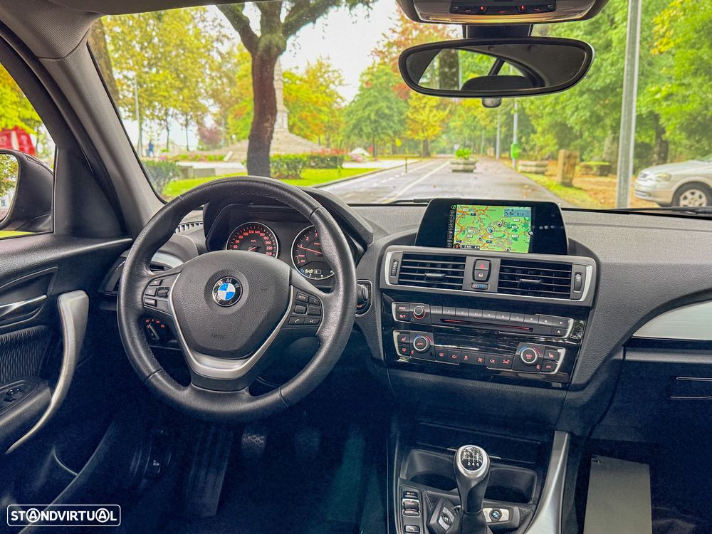 BMW 116 i Line Sport - 16