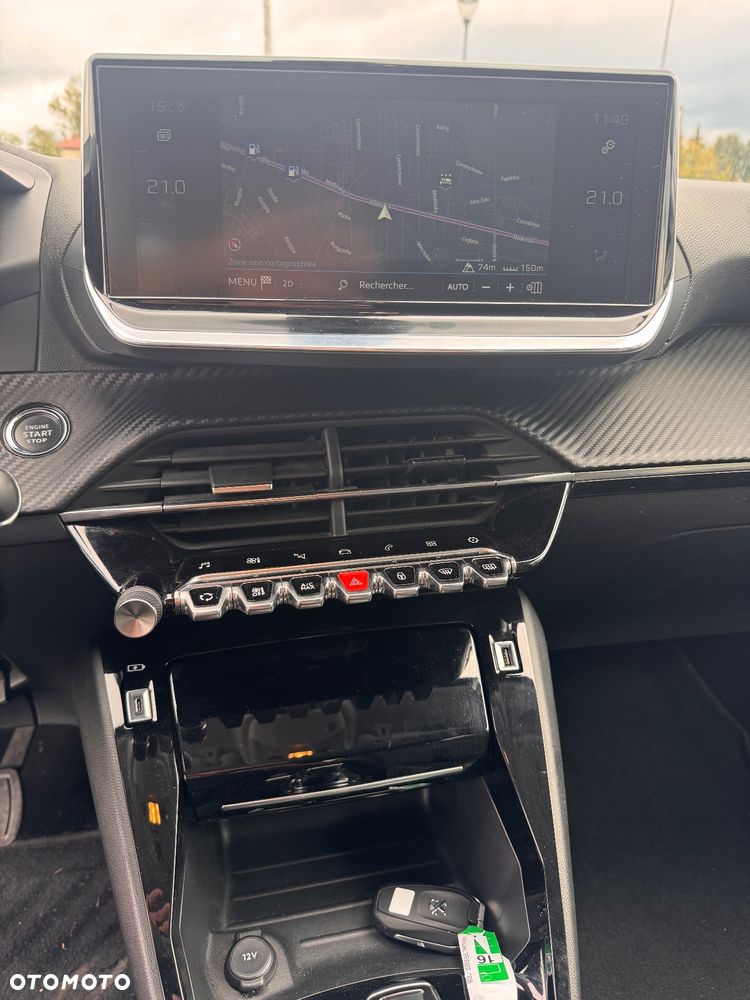 Peugeot 208 PureTech 100 EAT8 Allure Pack - 19