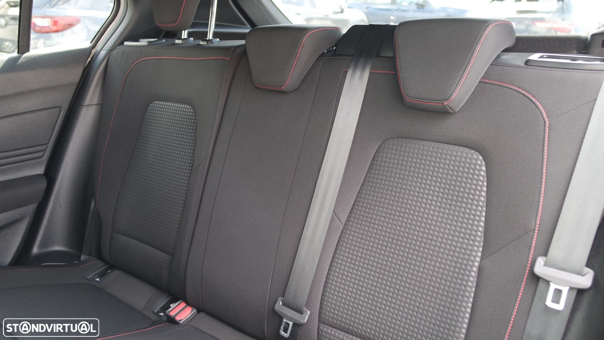 Ford Focus 1.0 EcoBoost ST-Line - 14