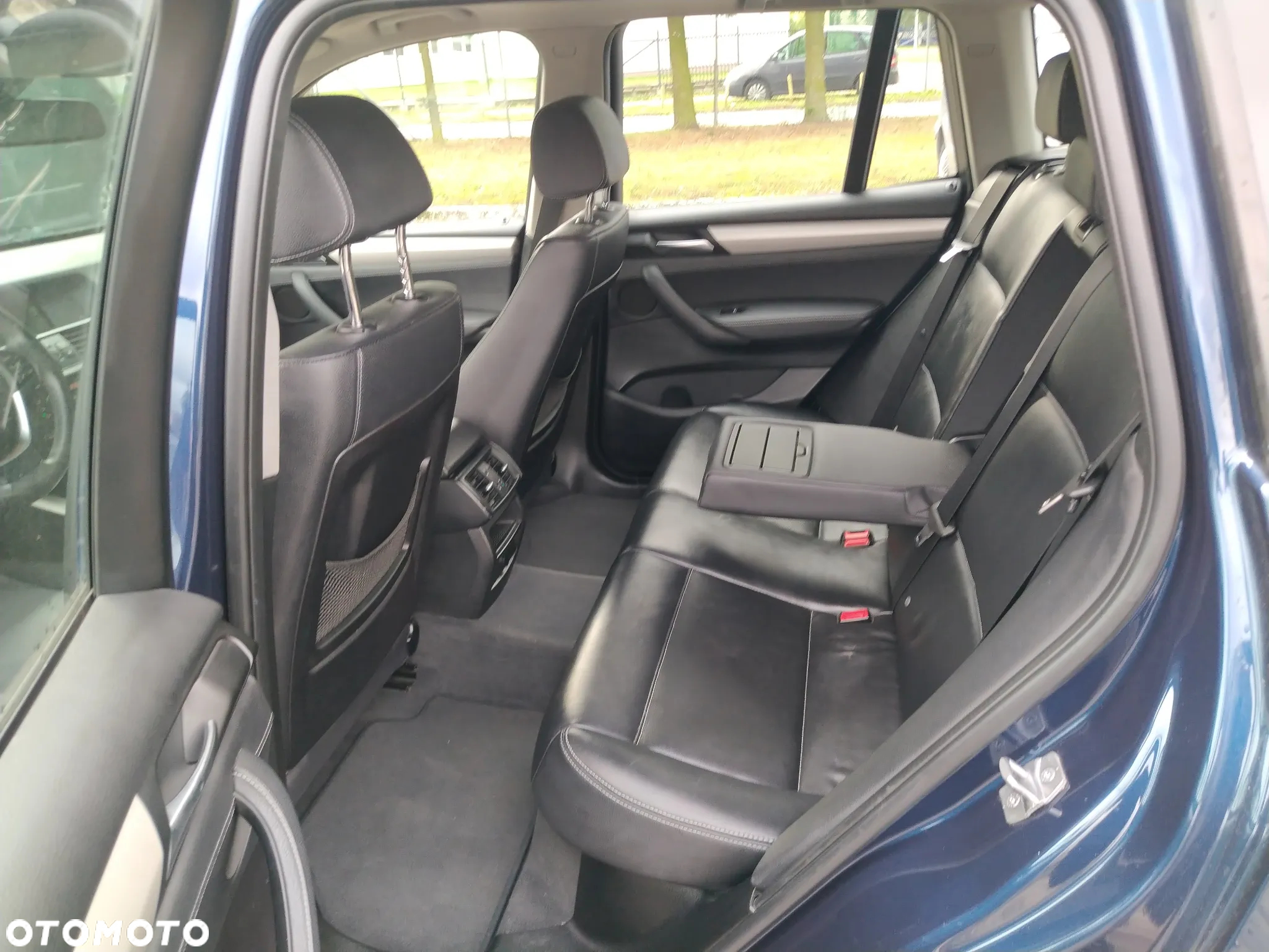 BMW X3 sDrive18d - 33