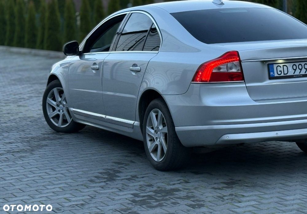 Volvo S80 - 11