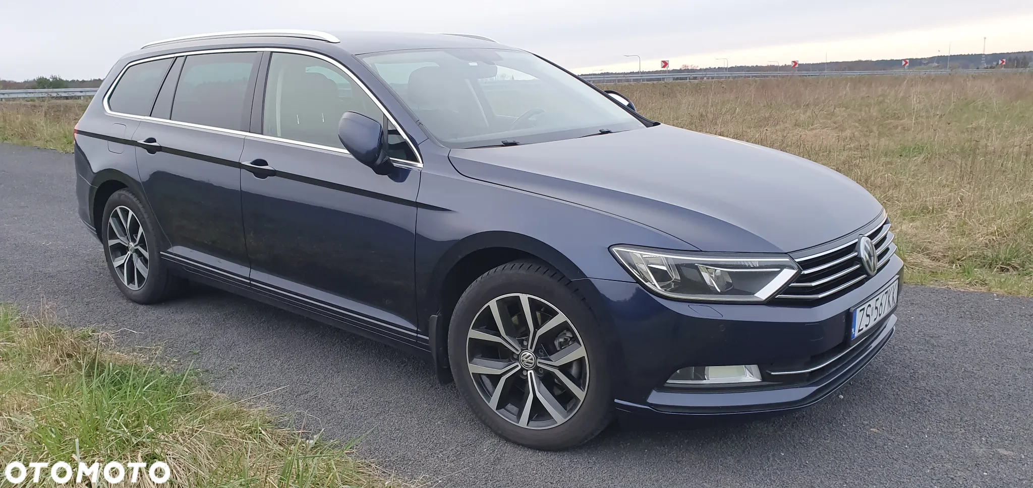 Volkswagen Passat 2.0 TDI BMT Comfortline DSG - 3