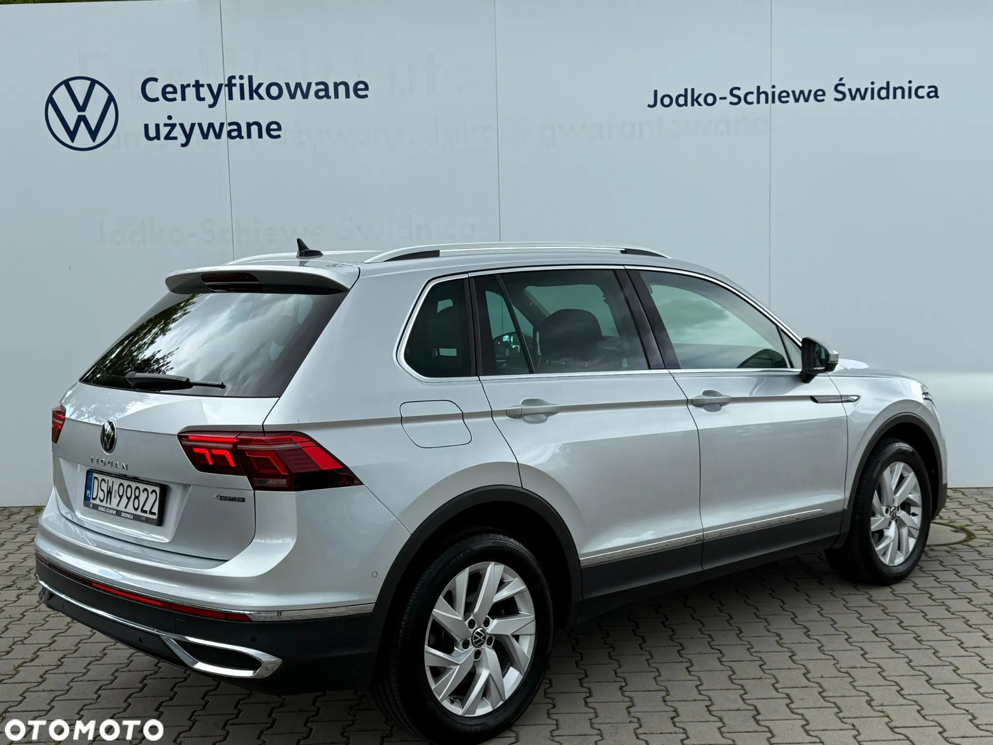 Volkswagen Tiguan 2.0 TSI 4Mot Elegance DSG - 3