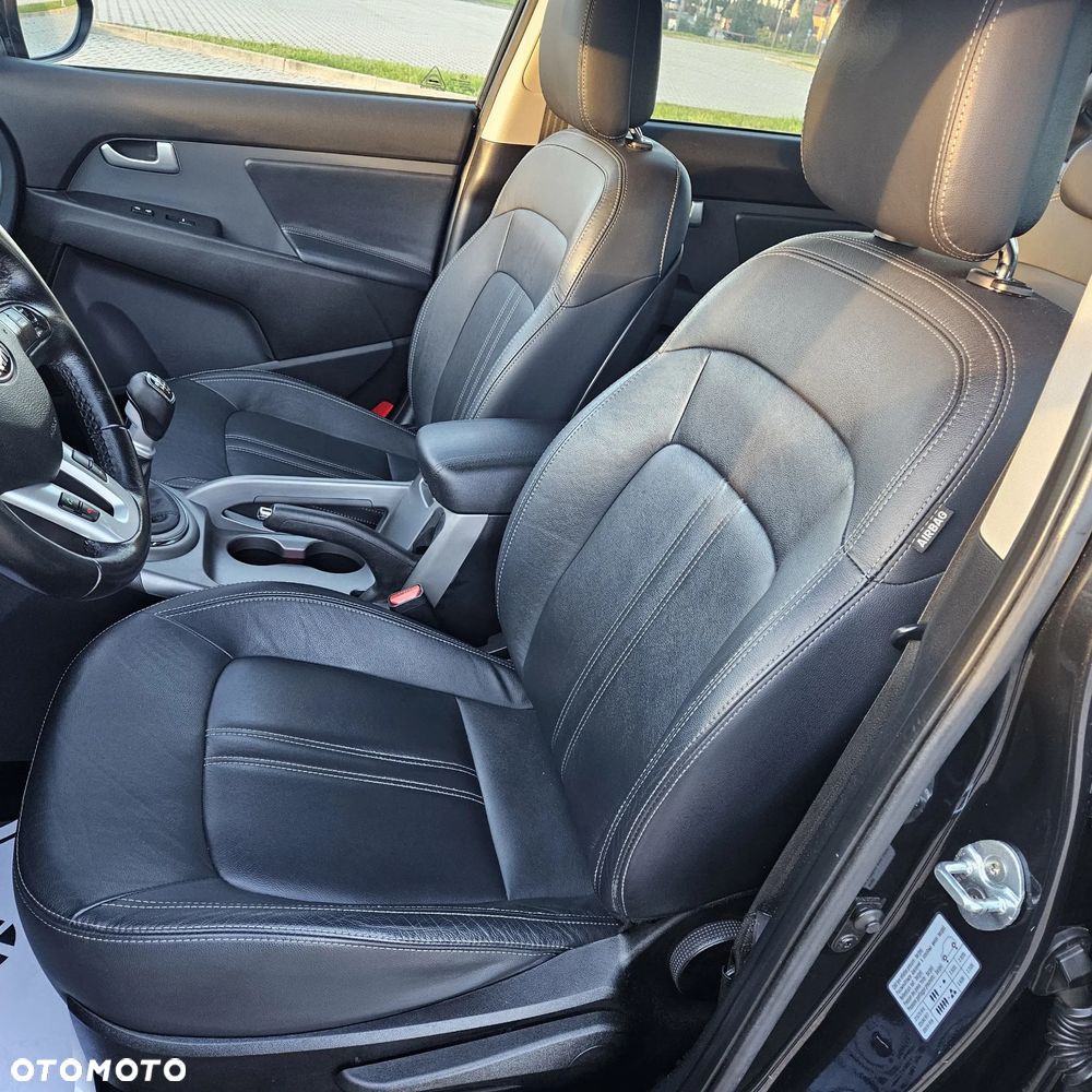 Kia Sportage - 12