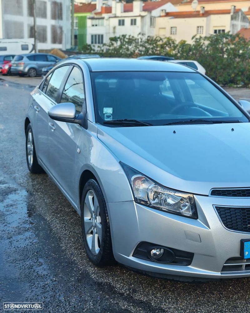 Chevrolet Cruze 1.7 VCDi LTZ - 2