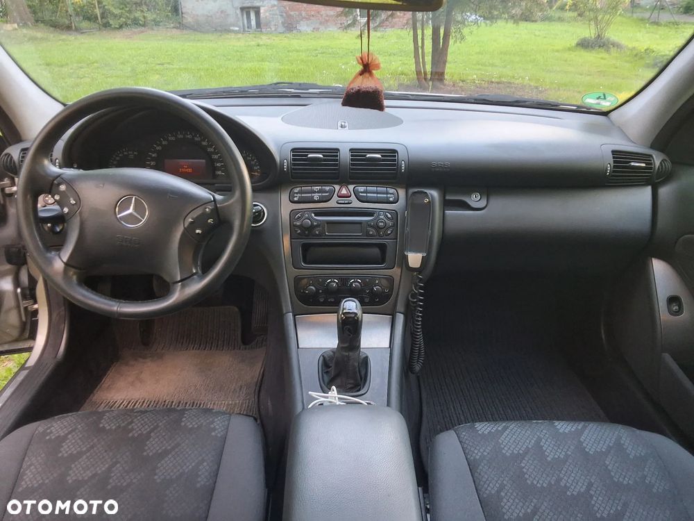 Mercedes-Benz Klasa C 200 Kompressor Avantgarde Sport Edition - 11