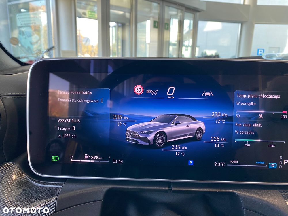 Mercedes-Benz CLE - 38