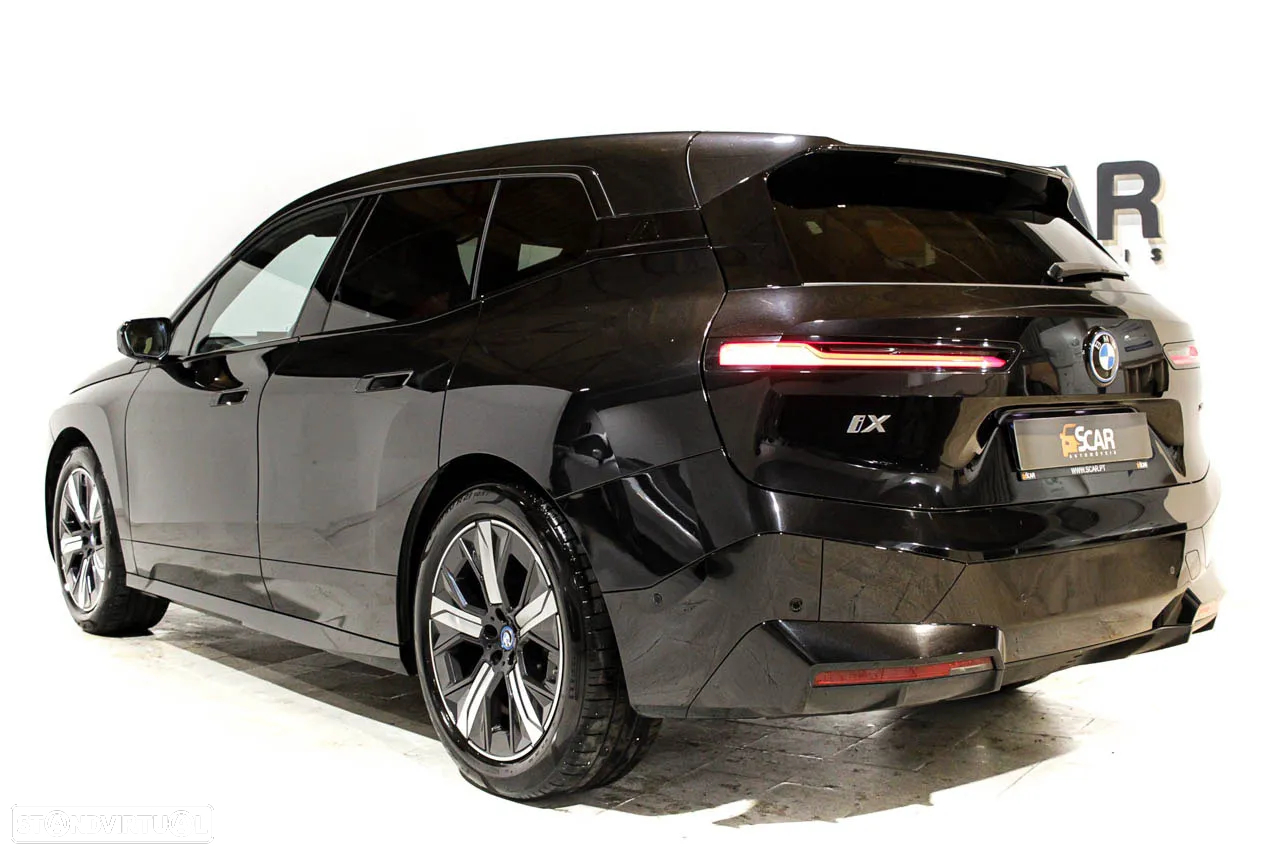 BMW iX xDrive 40 - 3