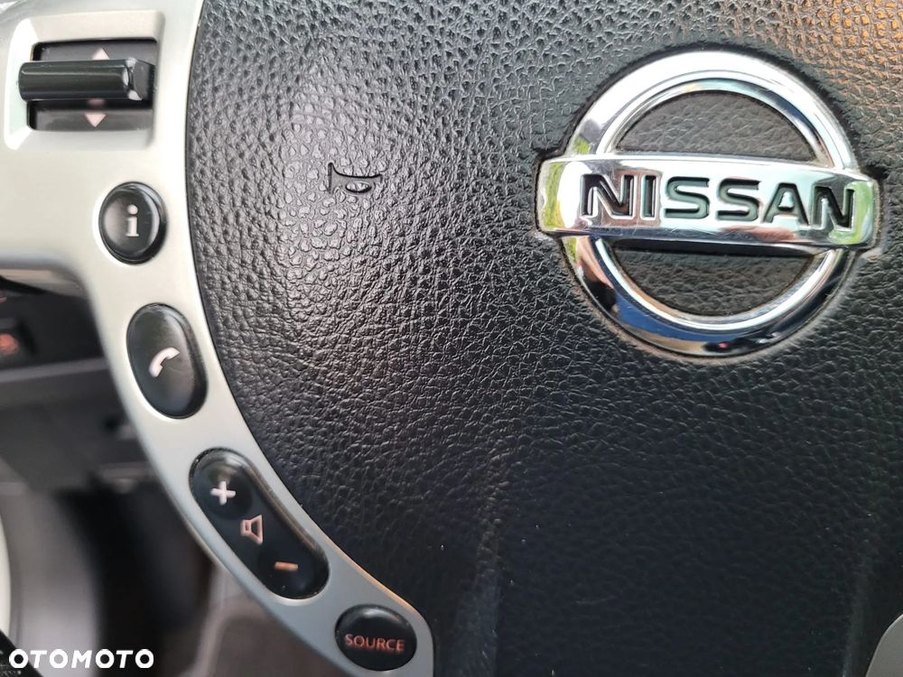 Nissan Qashqai 2.0 4x4 Tekna - 26