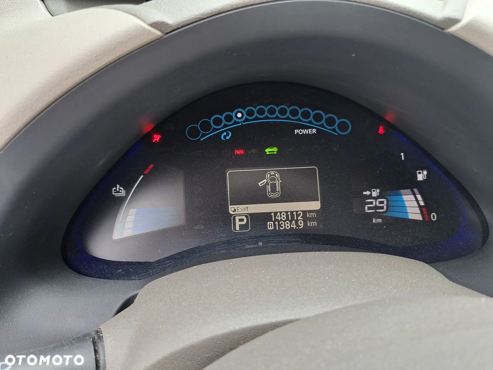 Nissan Leaf - 12