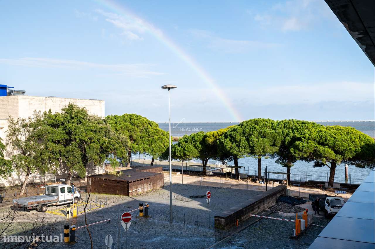 Escritório com Vista Rio | Parque das Nações - Grande imagem: 3/27